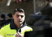 ვაჟა სირაძე: დღესაც, კინოთეატრებთან  მობილიზებულია პოლიცია, კინოლოგიის და განაღმვის სამსახურებმა პრევენციის მიზნით კინოდარბაზები უკვე შეამოწმეს ვაჟა სირაძე: დღესაც, კინოთეატრებთან  მობილიზებულია პოლიცია, კინოლოგიის და განაღმვის სამსახურებმა პრევენციის მიზნით კინოდარბაზები უკვე შეამოწმეს
