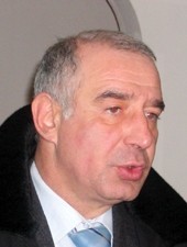 ჟურნალისტებმა გოჩა ჯოჯუას მის მიერვე მხარდაჭერილი გადაწყვეტილების უარყოფა მოსთხოვეს