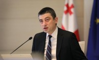 გიორგი გახარია: მთავრობის და ეპიდემიოლოგების მკაცრი რეკომენდაციაა, 70 წელს ზემოთ ადამიანები მაქსიმალურად დარჩნენ სახლში, ხოლო კომპანიებმა მაქსიმალურად გადაიყვანონ თანამშრომლები დისტანციურ შრომაზე