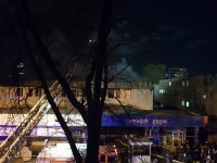  სავაჭრო ცენტრ „თერგის“ მოვაჭრეები შენობაში შეუშვეს