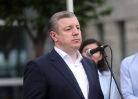 პრემიერი: მზად ვართ, ოპოზიციურ პარტიებთან მოლაპარაკებებში ჩავერთოთ 