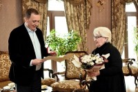 მიხეილ გიორგაძემ აზერბაიჯანული კულტურის მუზეუმის დირექტორი დააჯილდოვა
