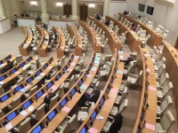 მაჟორიტართა ჯგუფი: ხელისუფლების წყარო უშუალოდ ამომრჩეველი და არა პარტიული სტრუქტურები ხდება  მაჟორიტართა ჯგუფი: ხელისუფლების წყარო უშუალოდ ამომრჩეველი და არა პარტიული სტრუქტურები ხდება