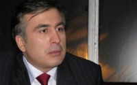 «Financial Times»(დიდი ბრიტანეთი): საინტერესოა, რომ პოროშენკომ სააკაშვილთან დაკავშირებით გადაწყვეტილება მაშინ მიიღო, როცა ტრამპმა უკრაინის ხელისუფლება ჰილარი კლინტონის მხარდაჭერაში დაადანაშაულა