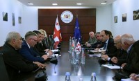 ლევან დავითაშვილი ბელარუსული კომპანიის „გომსელმაში“ დირექტორს შეხვდა