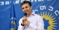 „ქართულ ოცნებას“ ბიძინა ივანიშვილი უხელმძღვანელებს