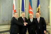 უცხოური მედიის შეფასება „სუამ“-ის ქვეყნების პრემიერ-მინისტრების სამიტთან დაკავშირებით
