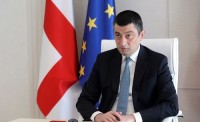 ურსულა ფონ დერ ლაიენმა გიორგი გახარიასთან საუბრისას COVID-19-ის პანდემიასთან გამკლავების კუთხით საქართველოს მთავრობის ნაბიჯებს მაღალი შეფასება მისცა