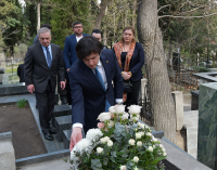 ირაკლი კობახიძემ პირველი რესპუბლიკის დამფუძნებელი კრების წევრის, სილიბისტრო ჯიბლაძის საფლავი ყვავილებით შეამკო