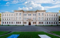 განზრახ მკვლელობის მცდელობისთვის მსჯავრდებული სასამართლომ დარბაზიდან გაათავისუფლა  განზრახ მკვლელობის მცდელობისთვის მსჯავრდებული სასამართლომ დარბაზიდან გაათავისუფლა