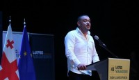 ბექა ოდიშარია: მეცოდებიან ადამიანები, რომლებიც ჭანჭიკების როლს ასრულებენ ხალხის მოტყუებაში