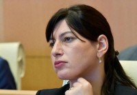 სოფიო ქაცარავა: დიახ, ბატონო მამუკა, ჩვენ ხაჭაპურსაც კარგად ვაცხობთ და პოლიტიკასა და საზოგადოებრივ ცხოვრებაშიც ვმონაწილეობთ