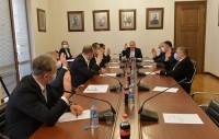 თავდაცვისა და უშიშროების კომიტეტში თავმჯდომარის მოადგილეები აირჩიეს