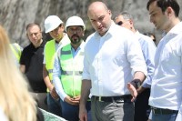 პრემიერ-მინისტრი ბათუმის შემოვლითი გზის 13-კილომეტრიანი მონაკვეთის მშენებლობის პროცესს გაეცნო