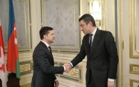გიორგი გახარია, სუამ-ის წევრი სახელმწიფოების მთავრობათა მეთაურებთან ერთად, ვლადიმერ ზელენსკის შეხვდა გიორგი გახარია, სუამ-ის წევრი სახელმწიფოების მთავრობათა მეთაურებთან ერთად, ვლადიმერ ზელენსკის შეხვდა