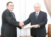«Lragir»(სომხეთი): ერთი წელი სომხეთში; როგორ ვითარდება საქართველო-სომხეთის ურთიერთობები