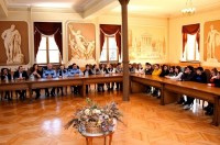 მანდატურის სამსახურის უფროსი თბილისის კლასიკური გიმნაზიის მოსწავლეთა თვითმმართველობის წევრებს შეხვდა