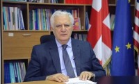 ამირან გამყრელიძე: საბედნიეროდ, შემთხვევების თითქმის 90% არის მსუბუქი, რომელიც მოითხოვს სახლის პირობებში მართვას, თუ აუცილებელია ექიმის გასინჯვა, რა თქმა უნდა, ამის ყველა შესაბამისი პირობა არსებობს ქვეყანაში