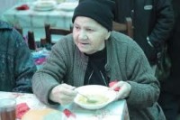 რუსთავის მოხუცთა თავშესაფარს "რუსთავის წყლის" წარმომადგენლები ეწვევიან