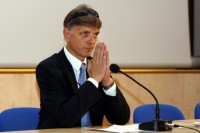 უცხოელი დამკვირვებლები არჩევნების ორგანიზებას დადებითად აფასებენ 