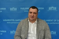 რატი იონათამიშვილი: საზოგადოება თანხმდება, რომ პოლიტპატიმრები საქართველოში არ არსებობენ