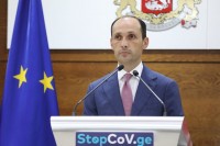 ლევან დავითაშვილი: ღვინის ინდუსტრიისთვის წლევანდელი სეზონი საკმაოდ რთული იქნება. მიუხედავად გამოწვევებისა, რთველი იქნება კარგად ორგანიზებული, არც ერთ ფერმერს ყურძნის ჩაბარების პრობლემა არ ექნება