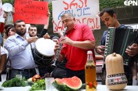 «RFI - Radio France Internationale» (საფრანგეთი): თბილისში რუსული მედიაფორუმი კინაღამ ჩაშალეს