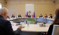 უწყებათაშორისი საკოორდინაციო საბჭოს გადაწყვეტილებით, კორონავირუსით ინფიცირებულის ახლო კონტაქტები სწრაფ იზოლაციას ექვემდებარებიან და PCR-ტესტი სიმპტომების გამოვლენის შემთხვევაში ჩაუტარდებათ
