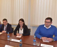   სოფიო ქაცარავა და მამუკა მდინარაძე დიდი ბრიტანეთისა და ჩრდილოეთ ირლანდიის საგარეო საქმეთა და თანამეგობრობის ოფისის დასავლეთის კვლევითი ჯგუფის ანალიტიკოსს შეხვდნენ