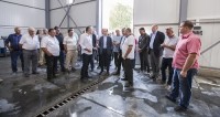 ლევან დავითაშვილი რთველის მიმდინარეობას სასოფლო-სამეურნეო კოოპერატიულ საწარმოში გაეცნო