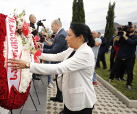 საქართველოს პრეზიდენტმა აგვისტოს ომში დაღუპული გმირების ხსოვნას პატივი მიაგო
