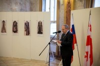 სლოვაკეთში გამოფენის - „ქართული ეროვნული სამოსის მრავალფეროვნება“ საზეიმო გახსნა გაიმართა