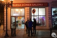 «eurasianet.org»: ბათუმი სავსეა თურქული რესტორნებითა და კაფეებით, „ტაილანდური მასაჟის“ სალონები, ანუ შენიღბული ბორდელებიც კი თურქ კლიენტებს ემსახურებიან