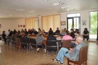 ონის მუნიციპალიტეტის მერის მოვალეობის შემსრულებელმა კვების ობიექტების და საოჯახო სასტუმროების მფლობელებთან  შეხვედრა გამართა