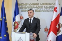 შსს-მ ზუგდიდში ნარკორეალიზატორი დააკავა და განსაკუთრებით დიდი ოდენობით ნარკოტიკული საშუალება ამოიღო