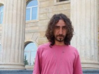 „თეთრი ხმაურის მოძრაობის“ ლიდერს ორ კვირიანი პატიმრობა მიესაჯა