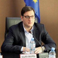 ირაკლი შენგელია: ქუთაისის საერთაშორისო უნივერსიტეტი არათუ აკნინებს პროექტის მნიშვნელობას და მასშტაბებს, არამედ ამ შემთხვევაში სახელშივე ხდება უნივერსიტეტის საერთაშორისო სტატუსის დეკლარირება ირაკლი შენგელია: ქუთაისის საერთაშორისო უნივერსიტეტი არათუ აკნინებს პროექტის მნიშვნელობას და მასშტაბებს, არამედ ამ შემთხვევაში სახელშივე ხდება უნივერსიტეტის საერთაშორისო სტატუსის დეკლარირება