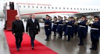 ბაქოს აეროპორტში გიორგი კვირიკაშვილის დახვედრის ცერემონია გაიმართა