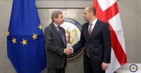 იოჰანეს ჰანი მთავრობის ძალისხმევას ევროპული სტანდარტების დამკვიდრების მიმართულებით დადებითად აფასებს