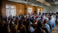  ლევან დავითაშვილი გურჯაანში ატმის სეზონის მიმდინარეობას გაეცნო