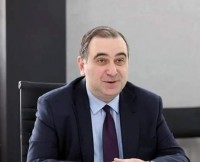 მიხეილ ჩხენკელი: ვუსურვებ ჩვენი ქვეყნის ქალებს ბედნიერებას, მშვიდობას და ფართო ასპარეზს შესაძლებლობათა გამოვლენისთვის