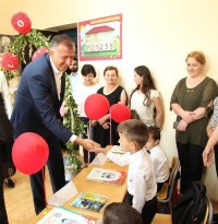  ზურაბ პატარაძემ ქედის სოფელ ახოში განახლებული სკოლა გახსნა