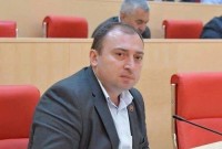მერაბ ქვარაიამ ზუგდიდის თეატრის მსახიობი დემეტრე ნაყოფია საავადმყოფოში მოინახულა 