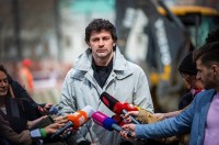 კალაძის განცხადებით, ინფორმაციას, რომ მეტროსადგურ „გოცირიძის“ ხიდი დაზიანებულია, ტყუილია