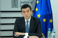 გიორგი გახარია:   ნაბიჯები, რაც ეროვნულმა ბანკმა გადადგა უცხოურ ვალუტაში სარეზერვო მოთხოვნების შემცირებისთვის, სრულ მხარდაჭერას იმსახურებს მთავრობის მხრიდან  