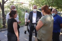რუსლან აბაშიძე თბილისში, ყოფილი 165-ე ბაგა-ბაღის შენობაში მცხოვრებ დევნილებს შეხვდა