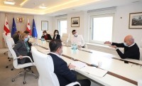 ბიზნესის მხარდასაჭერ დამატებით ღონისძიებებზე პრემიერ-მინისტრმა ეკონომიკურ გუნდთან სამუშაო შეხვედრა გამართა