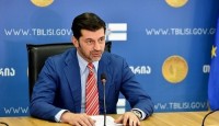 კახა კალაძე: წარმოუდგენელი და გაუგებარია, ვინ მოიფიქრა შეურაცხმყოფელი ტოლობის ნიშნის დასმა შვილმკვდარ მამასა და საახალწლო ნაძვის ხეს შორის