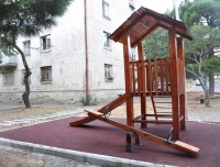 ვაკეში შიდა ეზოების კეთილმოწყობა მიმდინარეობს