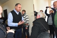 დევნილთა მინისტრის მოადგილეები ზუგდიდის ბინების განაწილებასთან დაკავშირებით შეხვედრებს მართავენ